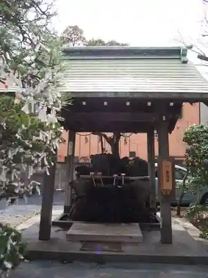 小岩神社の手水舎