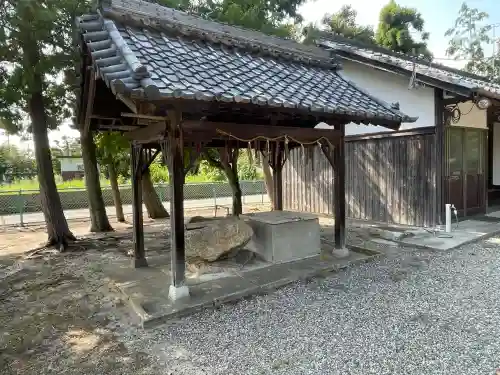 稲荷神社（佐波江神社）(滋賀県)