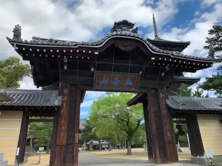善通寺の山門・神門