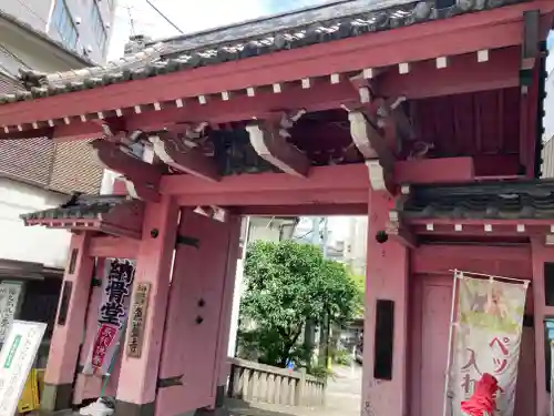 魚籃寺の山門・神門