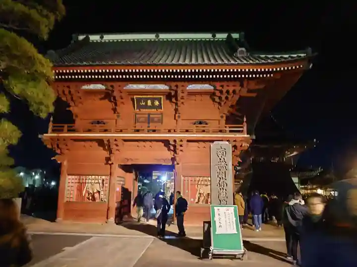 徳願寺の山門・神門