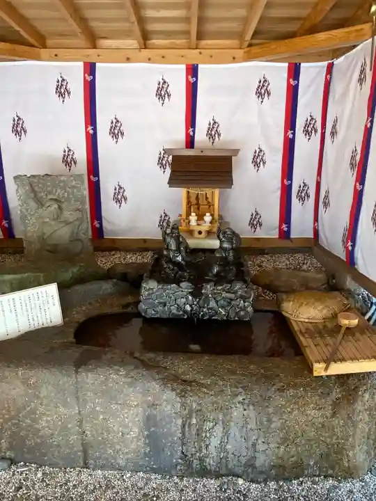 山田天満宮の手水舎