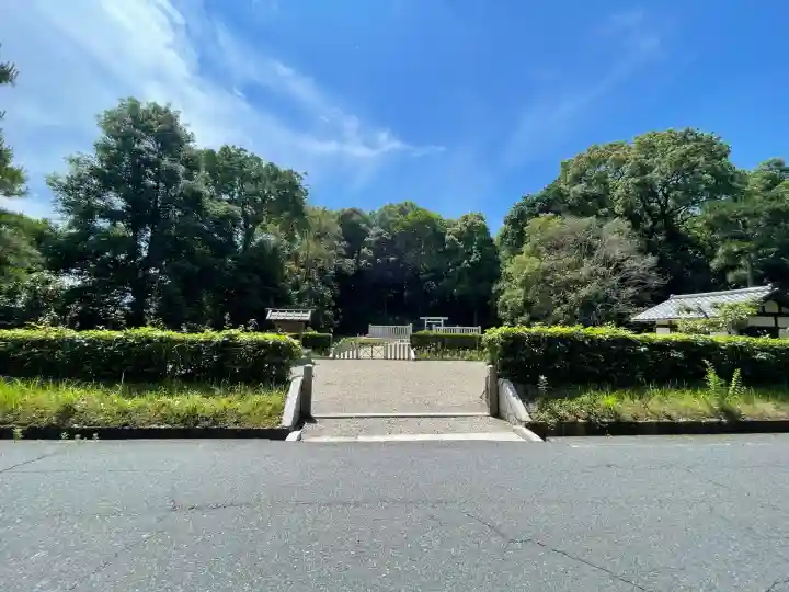 安寧天皇陵(畝傍山西南御陰井上陵)(奈良県)