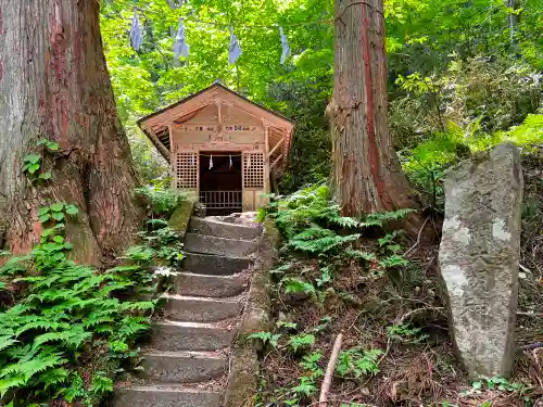 戸隠神社奥社の末社