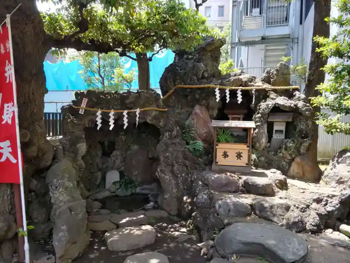 羽衣町厳島神社(関内厳島神社・横浜弁天)の末社・摂社