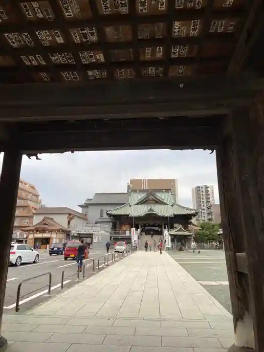 成田山川越別院の山門・神門
