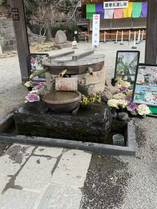 深大寺の{uncategorized: "未分類", other: "その他", undefined: "問題あり", building: "その他建物", grave: "お墓", sacred_gate: "鳥居", guardian: "狛犬", statue: "像", buddha: "仏像", history: "歴史", nature: "自然", garden: "庭園", animal: "動物", pagoda: "塔", temizu: "手水舎", mountain_gate: "山門・神門", sanctuary: "本殿・本堂", subordinate: "末社・摂社", art: "芸術", scenery: "景色", jizo: "地蔵", ema: "絵馬", goshuin: "御朱印", omikuji: "おみくじ", items: "授与品その他", amulet: "お守り", goshuincho: "御朱印帳", eats: "食事", festival: "お祭り", votive_dance: "神楽", shichigosan: "七五三参", wedding: "結婚式", experience: "体験その他", initially: "初詣", around: "周辺", anti_infection: "感染症対策"}