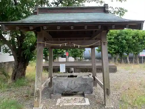神明神社の手水舎
