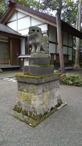 旭川神社の狛犬