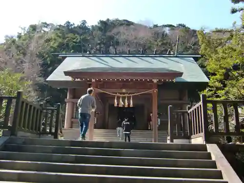 安房神社の本殿・本堂