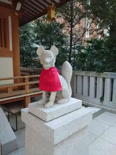 福徳神社（芽吹稲荷）の狛犬