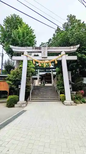 鳩ヶ谷氷川神社の鳥居