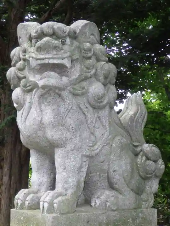 富武士神社の狛犬
