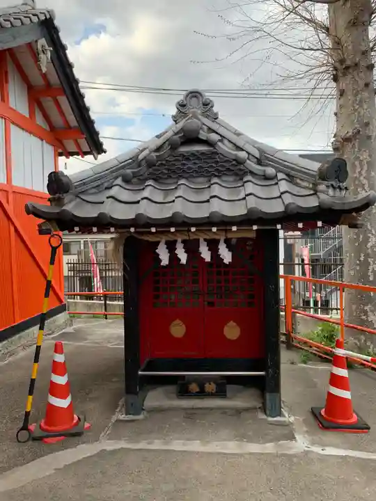 塚越稲荷神社のその他建物