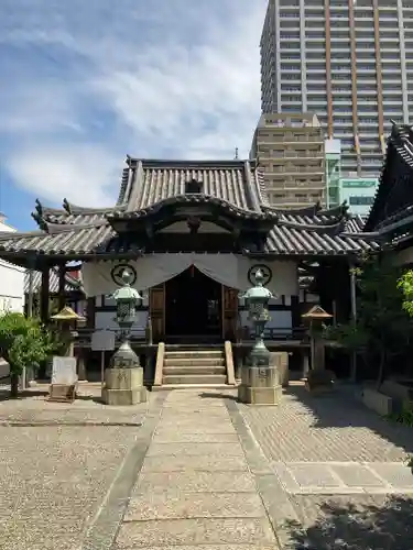 本興寺の本殿・本堂