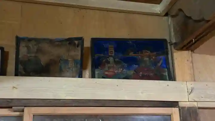 三好八幡神社の{uncategorized: "未分類", other: "その他", undefined: "問題あり", building: "その他建物", grave: "お墓", sacred_gate: "鳥居", guardian: "狛犬", statue: "像", buddha: "仏像", history: "歴史", nature: "自然", garden: "庭園", animal: "動物", pagoda: "塔", temizu: "手水舎", mountain_gate: "山門・神門", sanctuary: "本殿・本堂", subordinate: "末社・摂社", art: "芸術", scenery: "景色", jizo: "地蔵", ema: "絵馬", goshuin: "御朱印", omikuji: "おみくじ", items: "授与品その他", amulet: "お守り", goshuincho: "御朱印帳", eats: "食事", festival: "お祭り", votive_dance: "神楽", shichigosan: "七五三参", wedding: "結婚式", experience: "体験その他", initially: "初詣", around: "周辺", anti_infection: "感染症対策"}