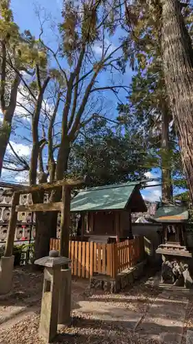 岡崎神社の末社