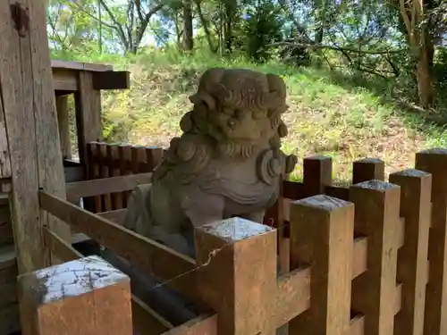 中谷神社の狛犬