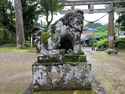 山神水神神社の狛犬