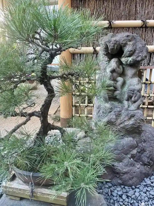 大聖院の{uncategorized: "未分類", other: "その他", undefined: "問題あり", building: "その他建物", grave: "お墓", sacred_gate: "鳥居", guardian: "狛犬", statue: "像", buddha: "仏像", history: "歴史", nature: "自然", garden: "庭園", animal: "動物", pagoda: "塔", temizu: "手水舎", mountain_gate: "山門・神門", sanctuary: "本殿・本堂", subordinate: "末社・摂社", art: "芸術", scenery: "景色", jizo: "地蔵", ema: "絵馬", goshuin: "御朱印", omikuji: "おみくじ", items: "授与品その他", amulet: "お守り", goshuincho: "御朱印帳", eats: "食事", festival: "お祭り", votive_dance: "神楽", shichigosan: "七五三参", wedding: "結婚式", experience: "体験その他", initially: "初詣", around: "周辺", anti_infection: "感染症対策"}