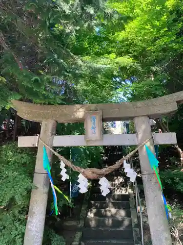 滑川神社 - 仕事と子どもの守り神の鳥居