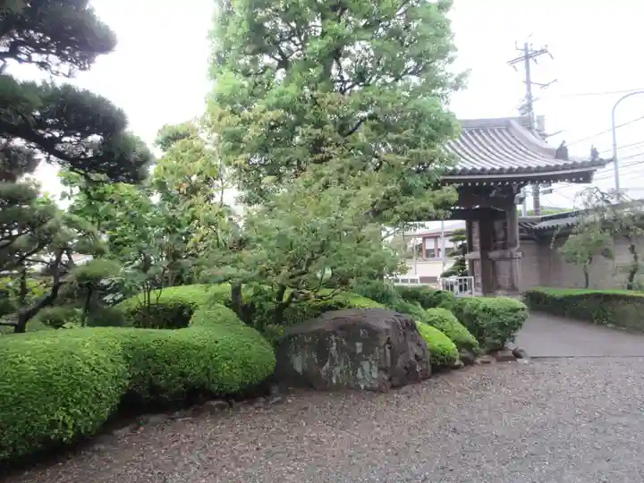 天池庵(久保山 円覚寺)の山門・神門