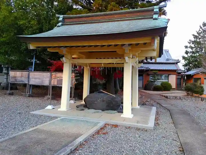春日社(傍示本春日社)の手水舎