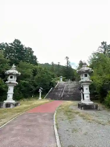 山梨縣護國神社の建物その他