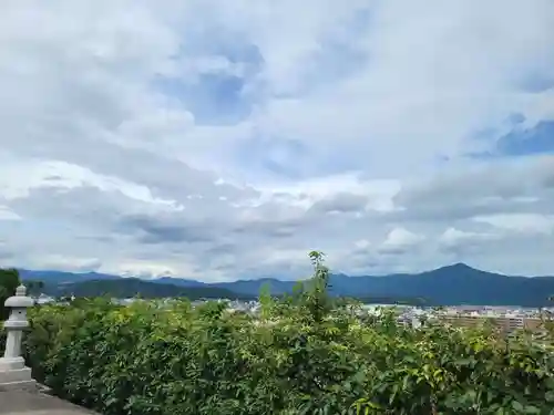 建勲神社の景色