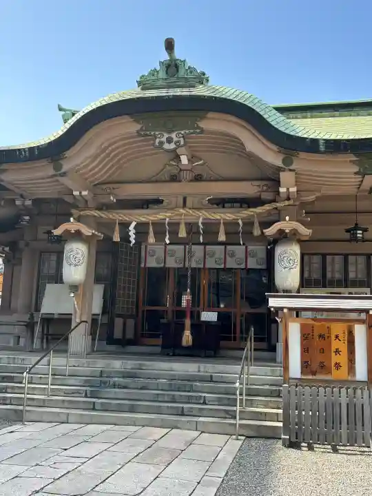 坐摩神社の{uncategorized: "未分類", other: "その他", undefined: "問題あり", building: "その他建物", grave: "お墓", sacred_gate: "鳥居", guardian: "狛犬", statue: "像", buddha: "仏像", history: "歴史", nature: "自然", garden: "庭園", animal: "動物", pagoda: "塔", temizu: "手水舎", mountain_gate: "山門・神門", sanctuary: "本殿・本堂", subordinate: "末社・摂社", art: "芸術", scenery: "景色", jizo: "地蔵", ema: "絵馬", goshuin: "御朱印", omikuji: "おみくじ", items: "授与品その他", amulet: "お守り", goshuincho: "御朱印帳", eats: "食事", festival: "お祭り", votive_dance: "神楽", shichigosan: "七五三参", wedding: "結婚式", experience: "体験その他", initially: "初詣", around: "周辺", anti_infection: "感染症対策"}