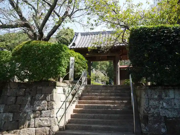 光触寺の山門・神門