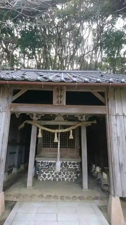 静神社の本殿・本堂