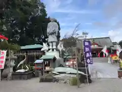 箱崎八幡神社の像