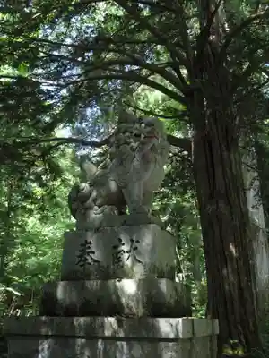 戸隠神社奥社の狛犬