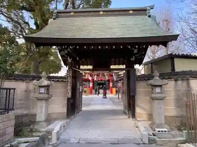 呉服神社の山門・神門