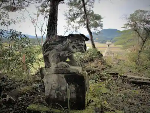 御岳山神社の狛犬