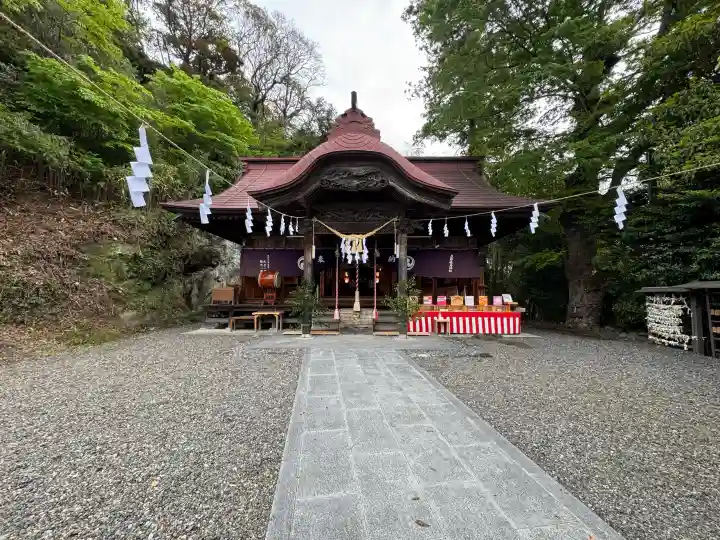 立鉾鹿島神社の{uncategorized: "未分類", other: "その他", undefined: "問題あり", building: "その他建物", grave: "お墓", sacred_gate: "鳥居", guardian: "狛犬", statue: "像", buddha: "仏像", history: "歴史", nature: "自然", garden: "庭園", animal: "動物", pagoda: "塔", temizu: "手水舎", mountain_gate: "山門・神門", sanctuary: "本殿・本堂", subordinate: "末社・摂社", art: "芸術", scenery: "景色", jizo: "地蔵", ema: "絵馬", goshuin: "御朱印", omikuji: "おみくじ", items: "授与品その他", amulet: "お守り", goshuincho: "御朱印帳", eats: "食事", festival: "お祭り", votive_dance: "神楽", shichigosan: "七五三参", wedding: "結婚式", experience: "体験その他", initially: "初詣", around: "周辺", anti_infection: "感染症対策"}