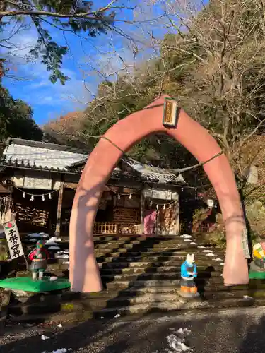 桃太郎神社（栗栖）の鳥居