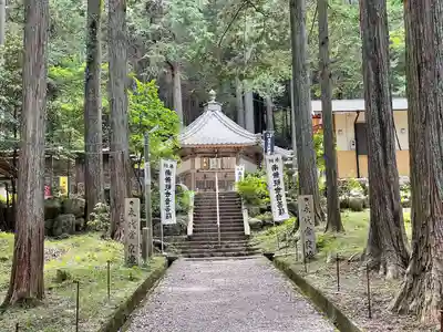 尾高山 観音堂(三重県)