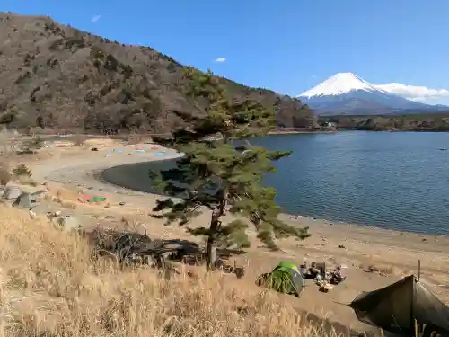久遠寺の{uncategorized: "未分類", other: "その他", undefined: "問題あり", building: "その他建物", grave: "お墓", sacred_gate: "鳥居", guardian: "狛犬", statue: "像", buddha: "仏像", history: "歴史", nature: "自然", garden: "庭園", animal: "動物", pagoda: "塔", temizu: "手水舎", mountain_gate: "山門・神門", sanctuary: "本殿・本堂", subordinate: "末社・摂社", art: "芸術", scenery: "景色", jizo: "地蔵", ema: "絵馬", goshuin: "御朱印", omikuji: "おみくじ", items: "授与品その他", amulet: "お守り", goshuincho: "御朱印帳", eats: "食事", festival: "お祭り", votive_dance: "神楽", shichigosan: "七五三参", wedding: "結婚式", experience: "体験その他", initially: "初詣", around: "周辺", anti_infection: "感染症対策"}