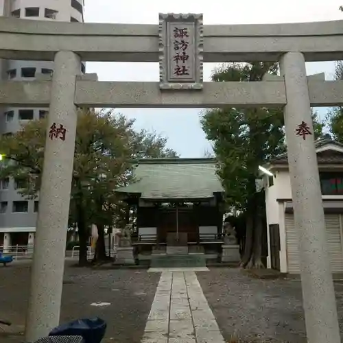 諏訪神社の鳥居