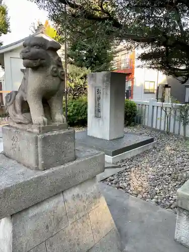 池袋氷川神社の狛犬