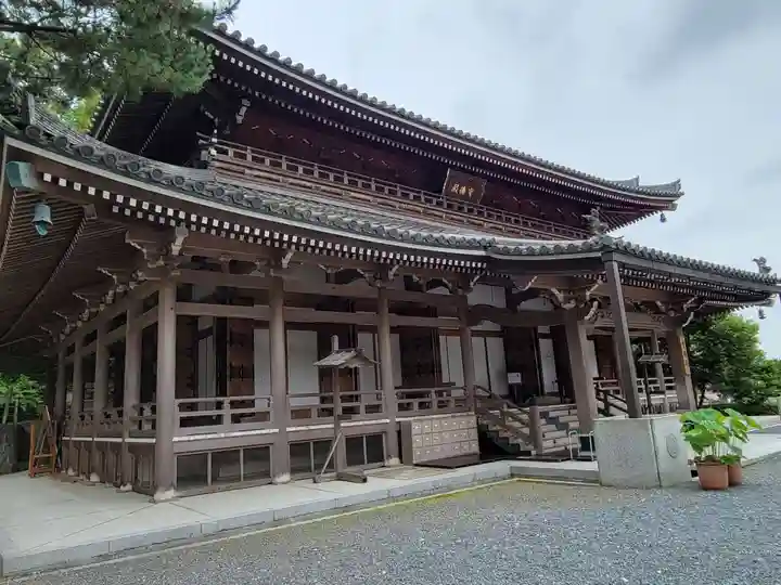 知恩院の本殿・本堂