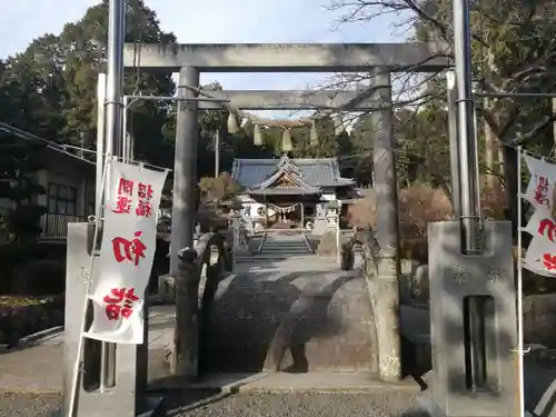 伊奈冨神社の鳥居