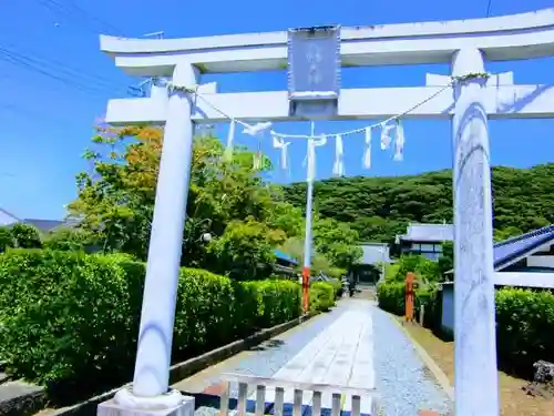 八幡大神の鳥居