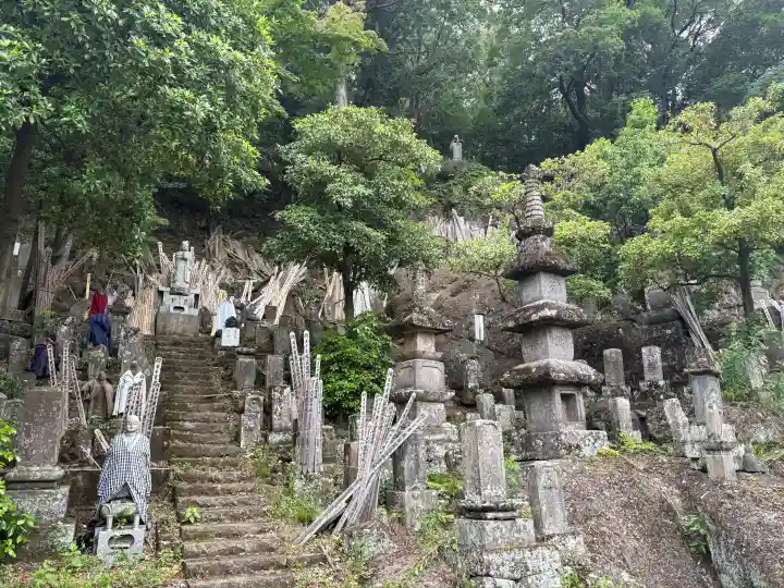 岩舟山高勝寺(栃木県)
