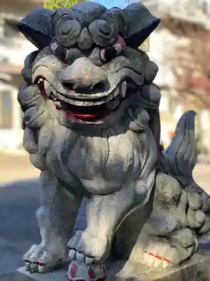 くまくま神社(導きの社 熊野町熊野神社)の狛犬