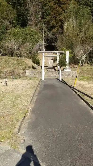 八幡神社の鳥居