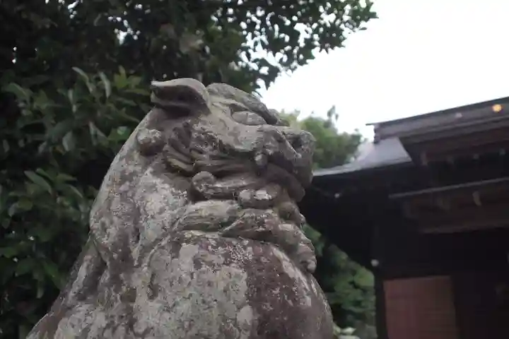 忍 諏訪神社・東照宮 の狛犬