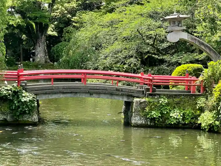 三嶋大社の{uncategorized: "未分類", other: "その他", undefined: "問題あり", building: "その他建物", grave: "お墓", sacred_gate: "鳥居", guardian: "狛犬", statue: "像", buddha: "仏像", history: "歴史", nature: "自然", garden: "庭園", animal: "動物", pagoda: "塔", temizu: "手水舎", mountain_gate: "山門・神門", sanctuary: "本殿・本堂", subordinate: "末社・摂社", art: "芸術", scenery: "景色", jizo: "地蔵", ema: "絵馬", goshuin: "御朱印", omikuji: "おみくじ", items: "授与品その他", amulet: "お守り", goshuincho: "御朱印帳", eats: "食事", festival: "お祭り", votive_dance: "神楽", shichigosan: "七五三参", wedding: "結婚式", experience: "体験その他", initially: "初詣", around: "周辺", anti_infection: "感染症対策"}